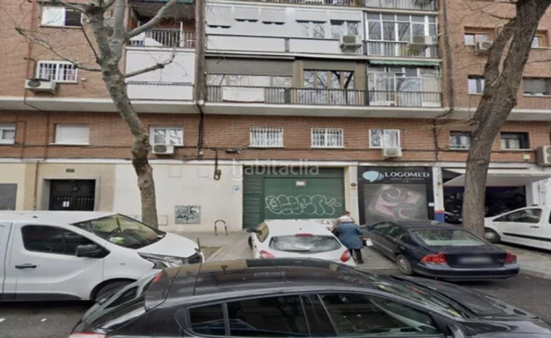 Foto 19e3b0e3-7202-49cc-8f83-83f5e3101f90. Piso ezan pone a la venta un fabuloso piso en el barrio Almendrales usera, . en Madrid