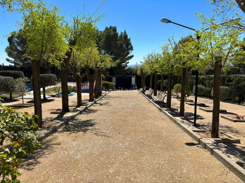 Foto fae27cca-cb61-4691-a792-cdf7d0e8d4cb. Masia amb piscina a Campo de Criptana