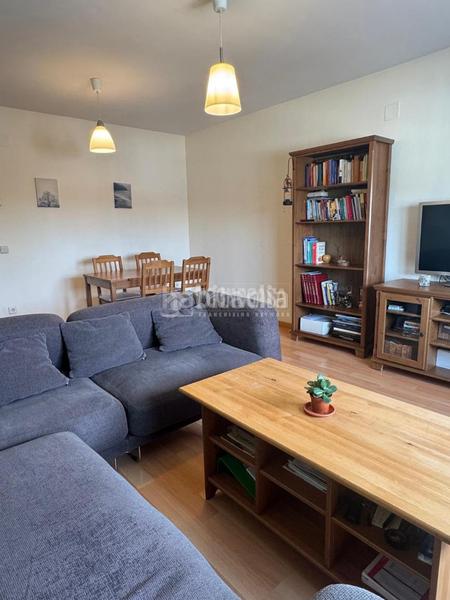 Foto b2c2ea4a-52a5-4fd0-9eae-321384633e73. Piso  en venta en Hospital Valdemoro