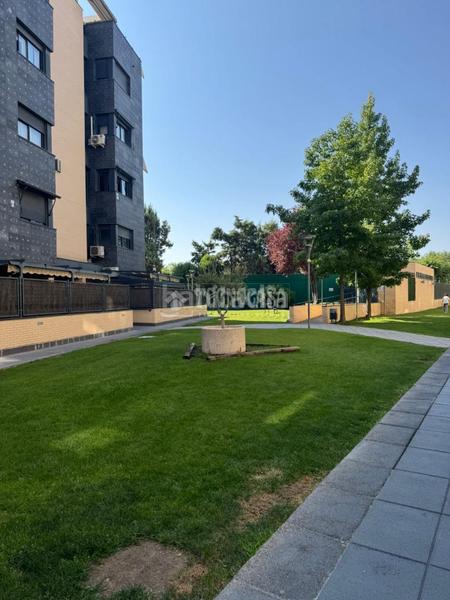 Foto 4647ba5e-562d-476f-97f1-675d85aaa2b1. Piso  en venta en Hispanoamérica-Comunidades Valdemoro