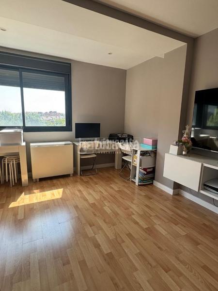 Foto 598d387b-203b-4224-803d-9086a139def1. Piso  en venta en Hispanoamérica-Comunidades Valdemoro