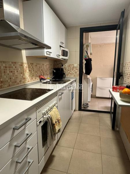 Foto 8f4cbda1-effa-4c43-b36d-3910be3de6e7. Piso  en venta en Hispanoamérica-Comunidades Valdemoro