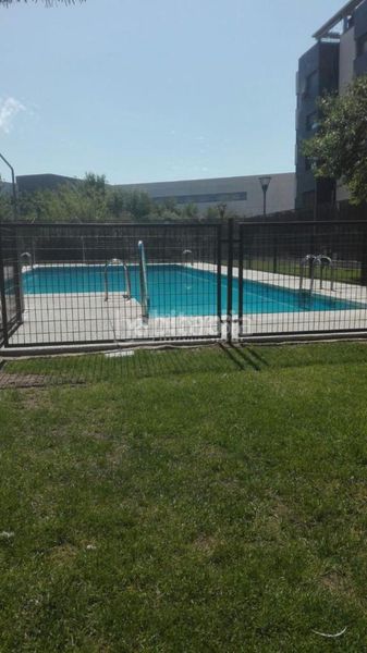 Foto 29eb790e-90d6-47ab-935e-c34953a7130f. Pis amb aparcament piscina a Hispanoamérica-Comunidades Valdemoro