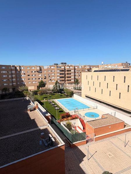 Foto 7938e913-88ef-41b5-b18c-99ab2908874a. Àtic amb calefacció aparcament piscina a Hospital Valdemoro