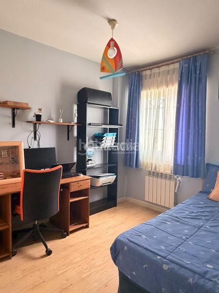 Foto cb3b6946-8ccd-4082-b536-ad1c5b129ae9. Doppelhaus mit parking pool in Hospital Valdemoro