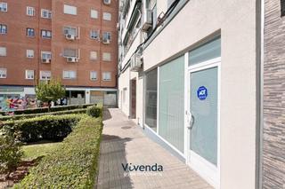Lloguer Local Comercial  Calle villaamil. Todo lo que puede ser imaginado, es real