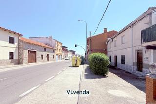 Masia a Nombela. Y si tuvieras un refugio donde desconectar de verdad, sin reloje