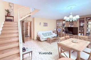 Casa adossada a Norte-Universidad. Listos para resetear el 2025?