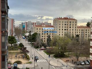Appartamento  Calle guetaria. Piso de 3 dormitorios, 2 baos y terraza con ascensor, garaje y