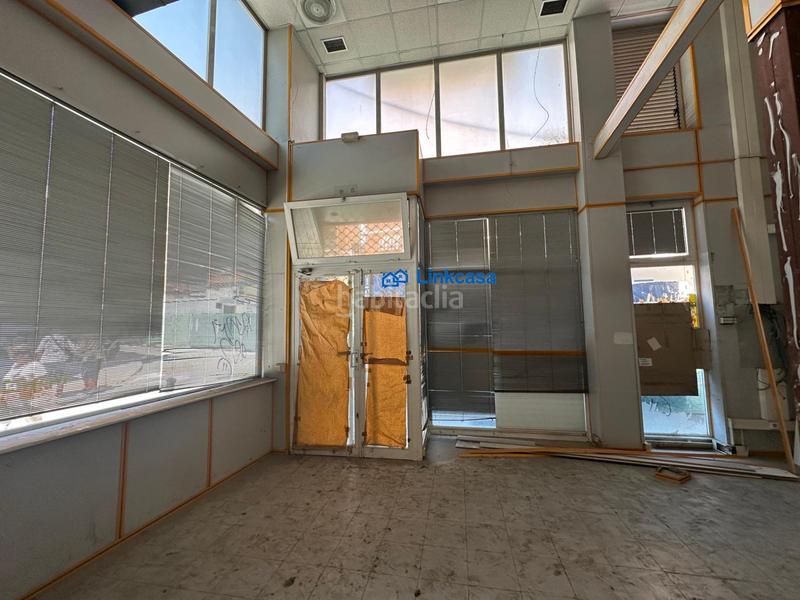 Foto 4780cb87-9a3b-4ad4-8f0c-b19ebc8fbaf6. Local comercial local en venta en calle de tucan en Madrid