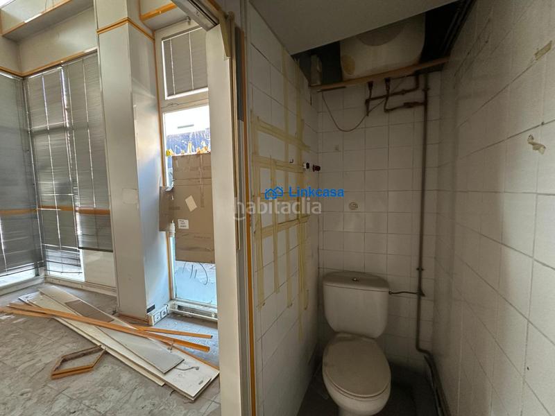 Foto 4b15921e-d756-4be9-9e50-f49a077c8d87. Local comercial local en venta en calle de tucan en Madrid