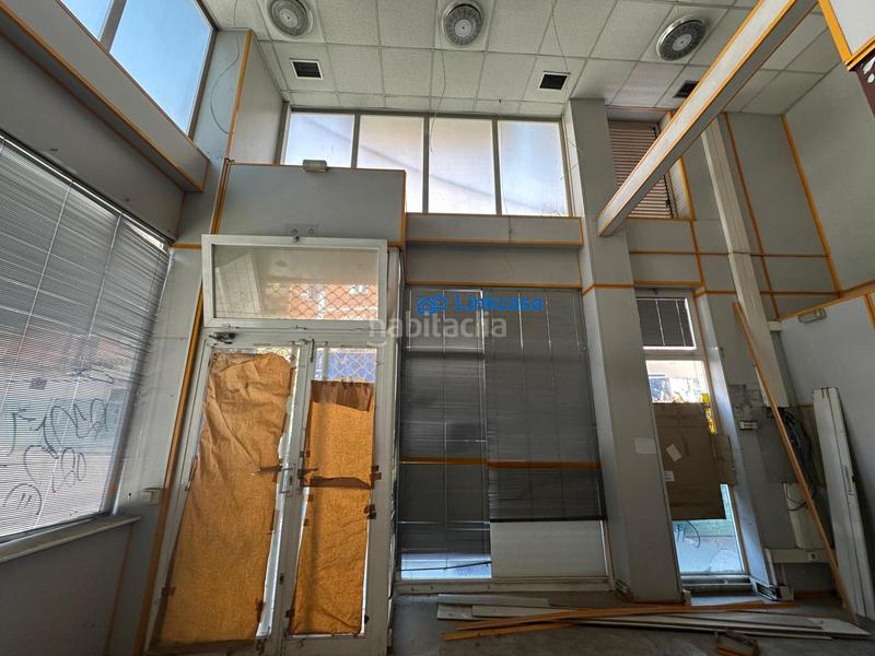 Foto b8883116-d5f1-467d-9e9f-bbfc97bbdfd7. Local comercial local en venta en calle de tucan en Madrid