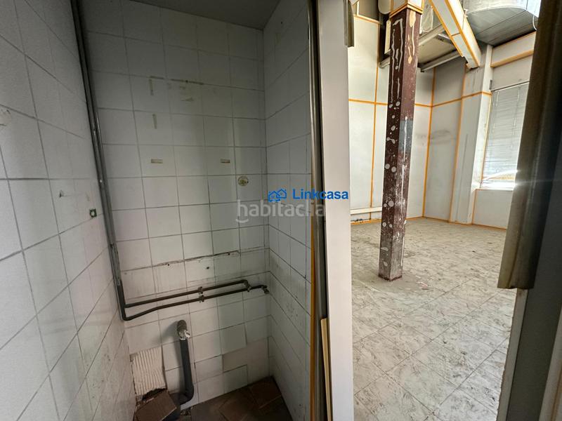 Foto f6e8573f-d3ef-4399-8f06-8d155962472b. Local comercial local en venta en calle de tucan en Madrid