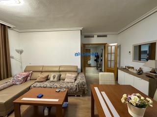 Appartamento  Guetaria. Piso de 3 dormitorios, 2 baos y terraza con ascensor, garaje y