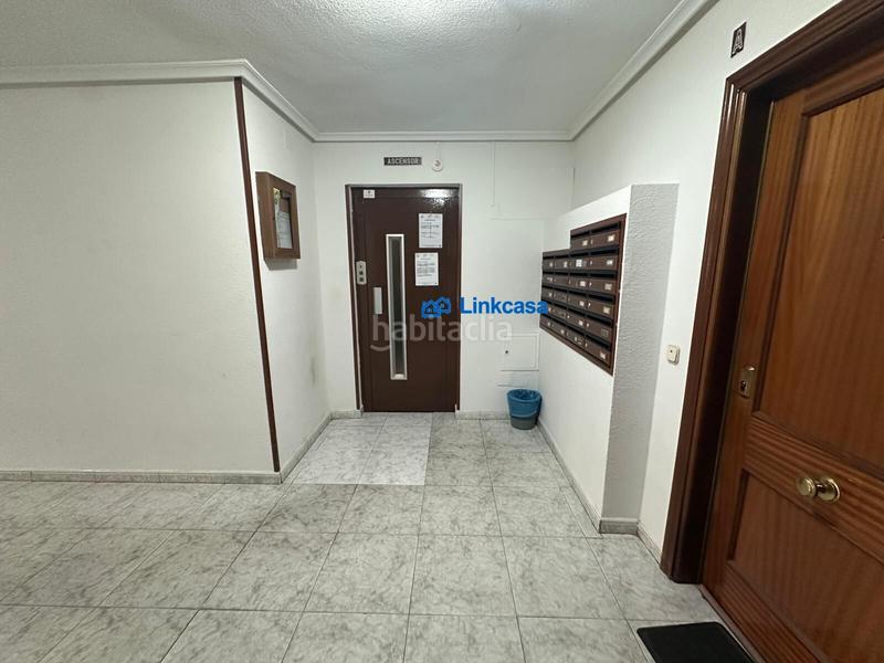 Foto d6386152-72ef-4b1d-bd87-82cc8c6e385f. Piso  con garaje, terraza y tres dormitorios en Parla