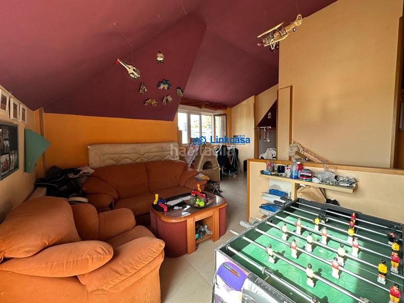 Foto 5c2b809d-8154-450d-9964-5c82c56c4f66. Casa adossada amb calefacció aparcament piscina a Fuenlabrada