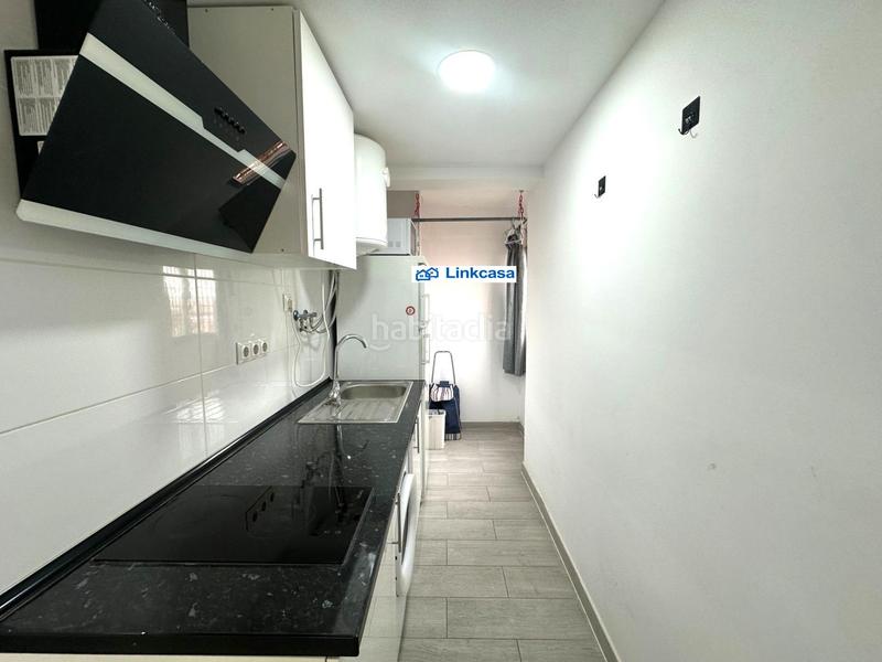 Foto 85e9d3fc-f853-40d3-b0dd-24c9ddb63825. Piso  con 3 estudios en la zona de San Fermín en Madrid
