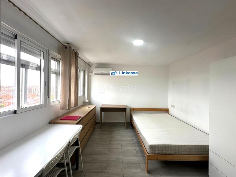 Foto dff80fa7-b645-4202-b59b-5fd29b40a1a5. Appartamento con riscaldamento in San Fermín Madrid