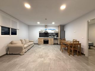 Local Comercial a Calle PETIRROJO