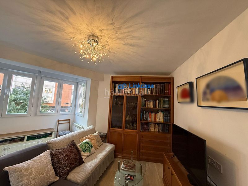 Piso de tres dormitorios con terraza en calle jabiru en Madrid - Imagen 13