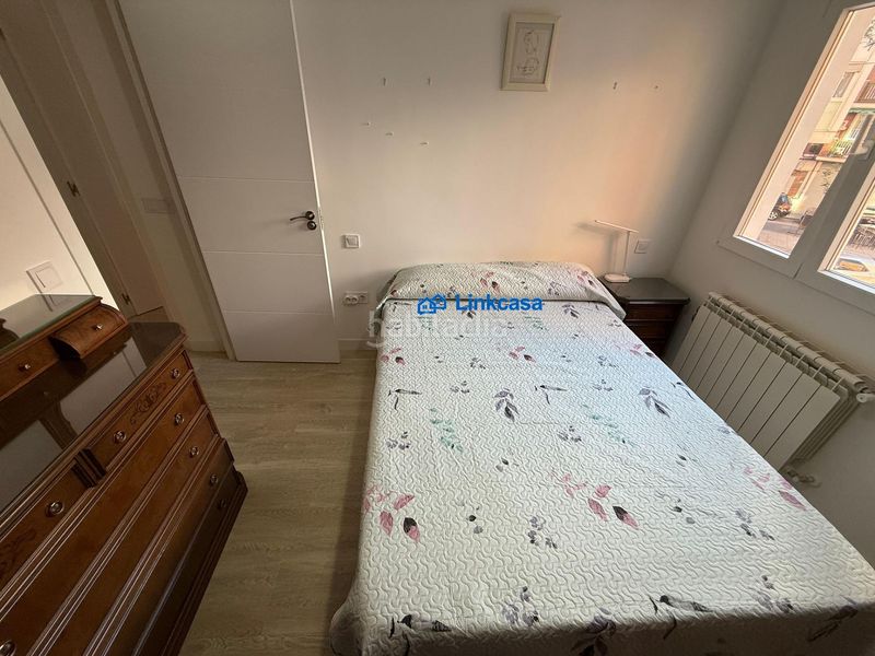 Piso de tres dormitorios con terraza en calle jabiru en Madrid - Imagen 34