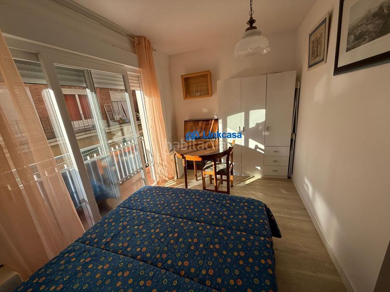 Piso de tres dormitorios con terraza en calle jabiru en Madrid - Imagen 32