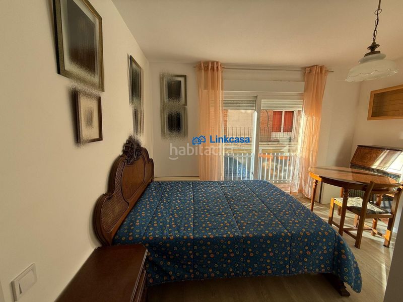 Piso de tres dormitorios con terraza en calle jabiru en Madrid - Imagen 24