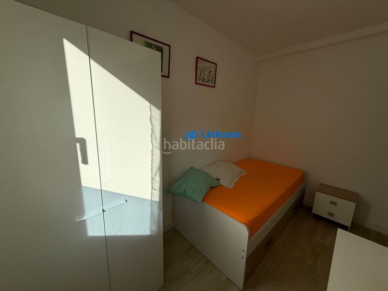 Piso de tres dormitorios con terraza en calle jabiru en Madrid - Imagen 41