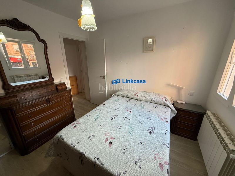 Piso de tres dormitorios con terraza en calle jabiru en Madrid - Imagen 37