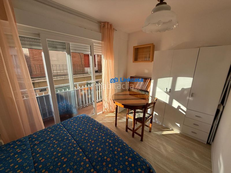 Piso de tres dormitorios con terraza en calle jabiru en Madrid - Imagen 31