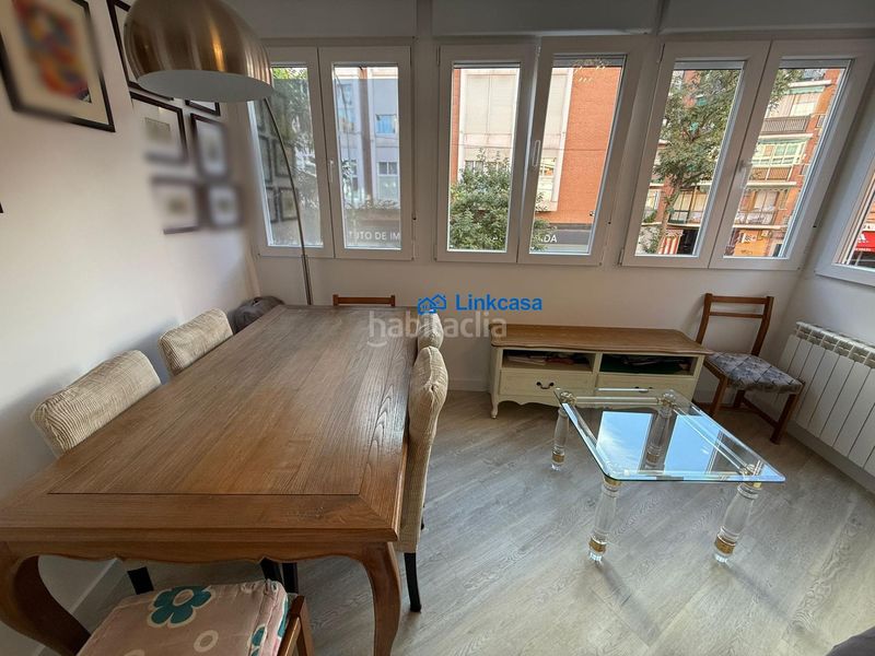 Piso de tres dormitorios con terraza en calle jabiru en Madrid - Imagen 11