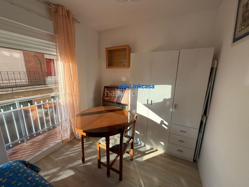 Piso de tres dormitorios con terraza en calle jabiru en Madrid - Imagen 17