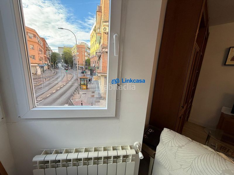 Piso de tres dormitorios con terraza en calle jabiru en Madrid - Imagen 66