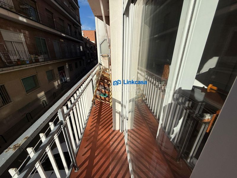 Piso de tres dormitorios con terraza en calle jabiru en Madrid - Imagen 22