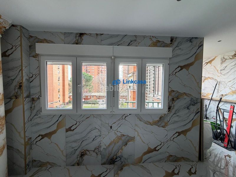 Piso vivienda de tres dormitorios en calle cullera reforma en fase final en Madrid - Imagen 19