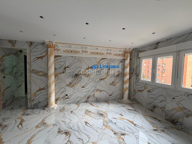 Piso vivienda de tres dormitorios en calle cullera reforma en fase final en Madrid - Imagen 17