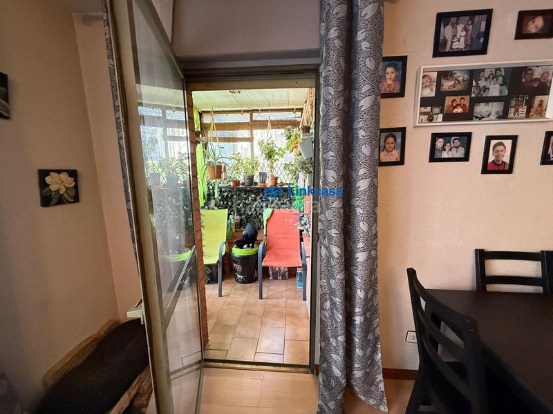 Foto 3c6d9af9-1ae7-4b30-bc46-69b2097bd112. Flat with heating in Portazgo Madrid