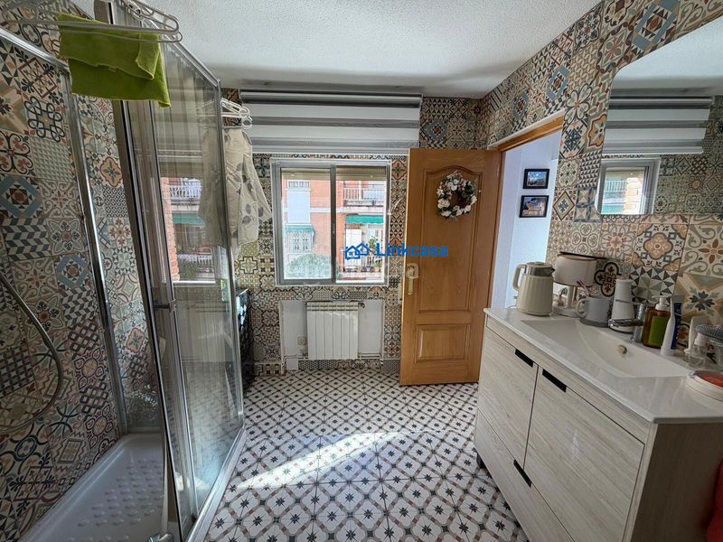 Foto a23df7e8-7a3a-45b9-9613-798897820f1f. Pis a Centro Getafe