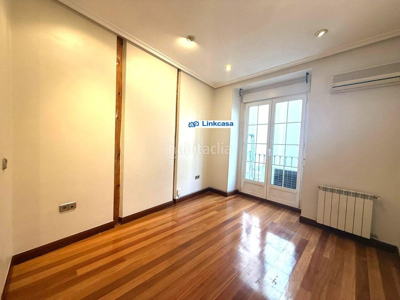 Piso de 1 dormitorio con ascensor en la zona de Palacio en Madrid - Imagen 2