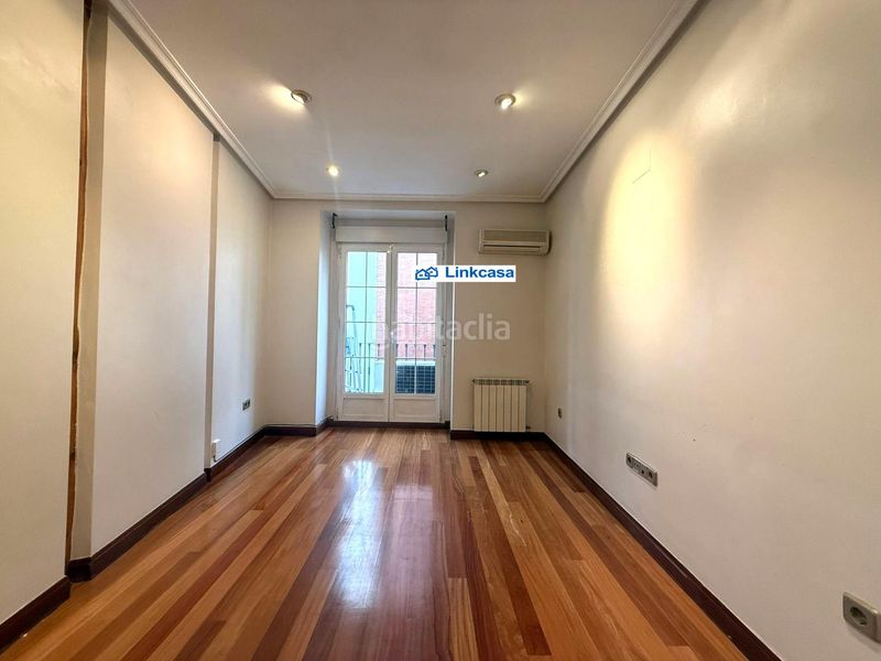 Piso de 1 dormitorio con ascensor en la zona de Palacio en Madrid - Imagen 13