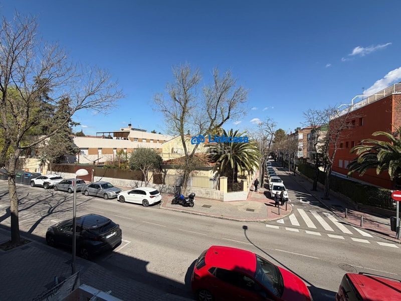 Foto 1ab060a6-bcb6-4d60-af6f-5341becb5dbc. Edifici a Puerta Bonita Madrid