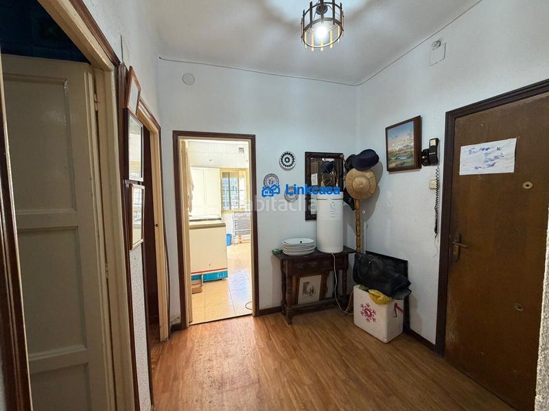 Foto a554d80e-53ca-4640-9573-3131b3705030. Edifici a Puerta Bonita Madrid