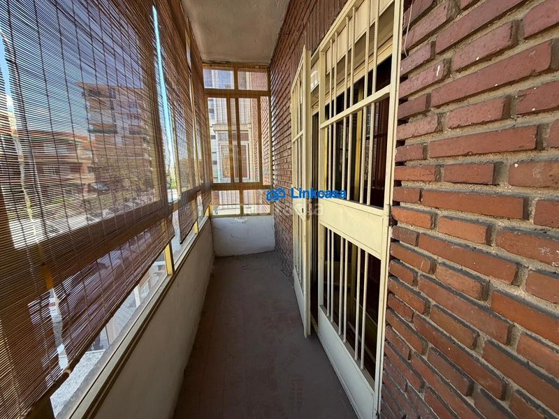 Foto dad8416e-0e56-401d-a5eb-908479986676. Edifici a Puerta Bonita Madrid