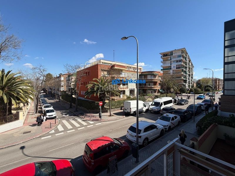 Foto f2bd7c89-fe98-4082-a5cc-7a8f0ad3eae1. Edifici a Puerta Bonita Madrid