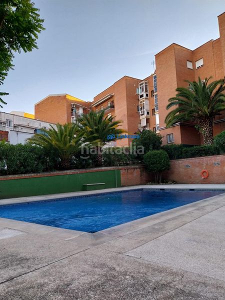 Foto b89cbb9f-690c-4136-b4b7-c4a19a42a882. Pis amb calefacció piscina a Buena Vista Madrid