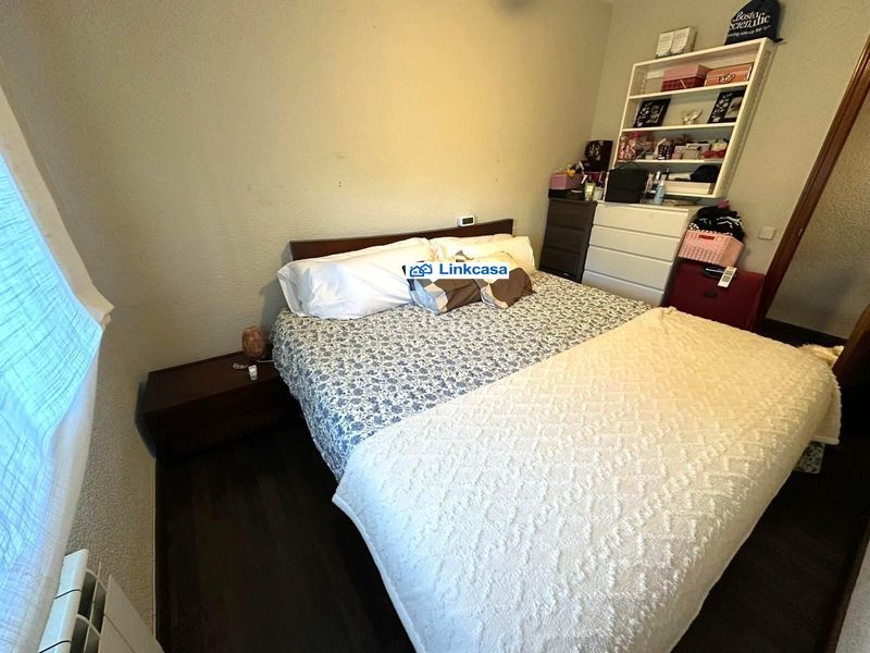 Foto e2b05ec1-6b41-4abf-8bd7-63b872004a84. Pis amb calefacció a Las Águilas Madrid