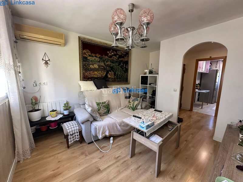 Foto 11f18b26-c6ea-4b68-9c01-8cfffd1d7ac9. Pis amb calefacció a San Cristóbal Madrid