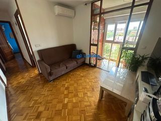Pis  Calle santa maria reina. Piso de 4 dormitorios con terraza y ascensor en san ferm�n