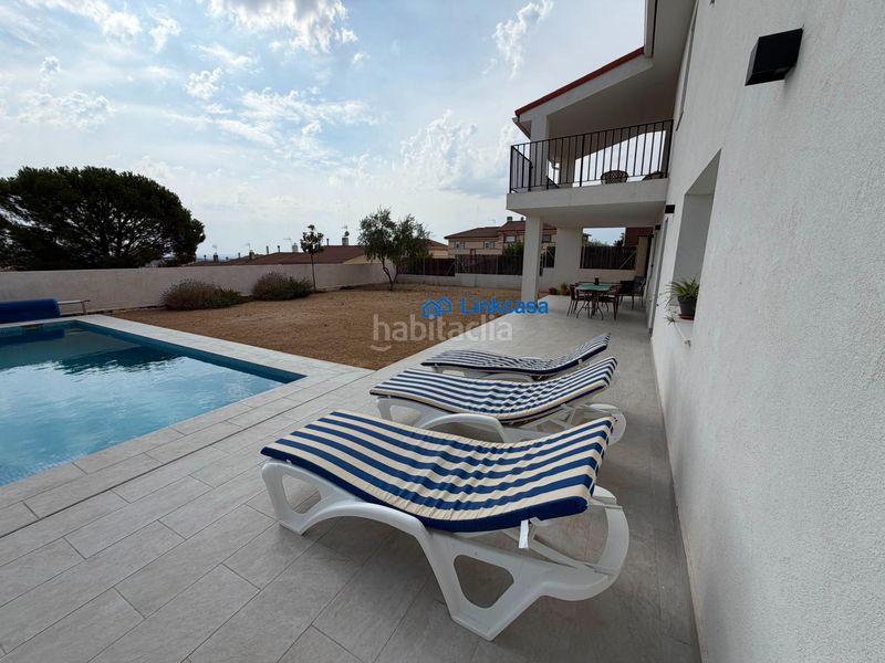 Foto 1ec14f91-4752-48cd-986d-f36a561f528d. Chalet mit heizung parking pool in Navas del Rey