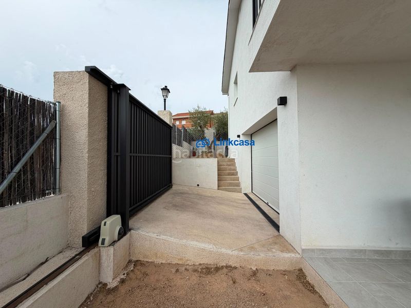 Foto 47eac6bc-c5a7-4ba6-9483-6b58ac47157c. Chalet mit heizung parking pool in Navas del Rey